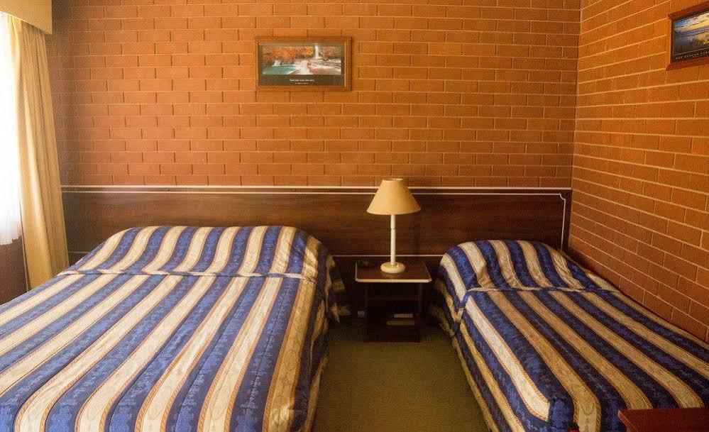 Junction Motel Wagga วักกาวักกา ภายนอก รูปภาพ