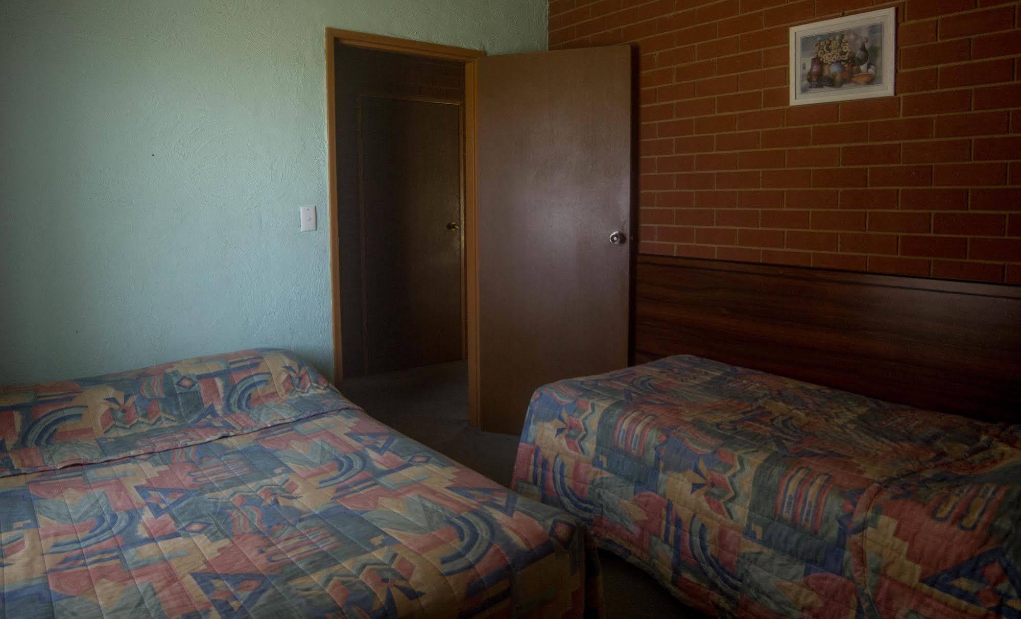 Junction Motel Wagga วักกาวักกา ภายนอก รูปภาพ