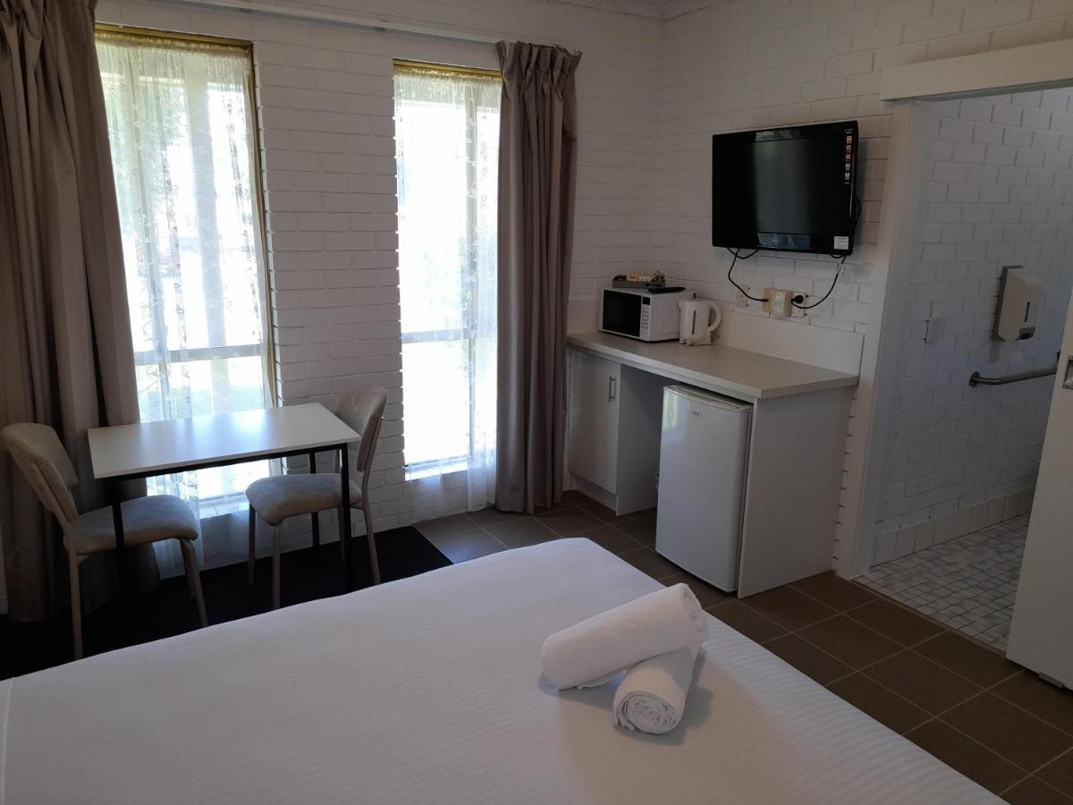 Junction Motel Wagga วักกาวักกา ภายนอก รูปภาพ