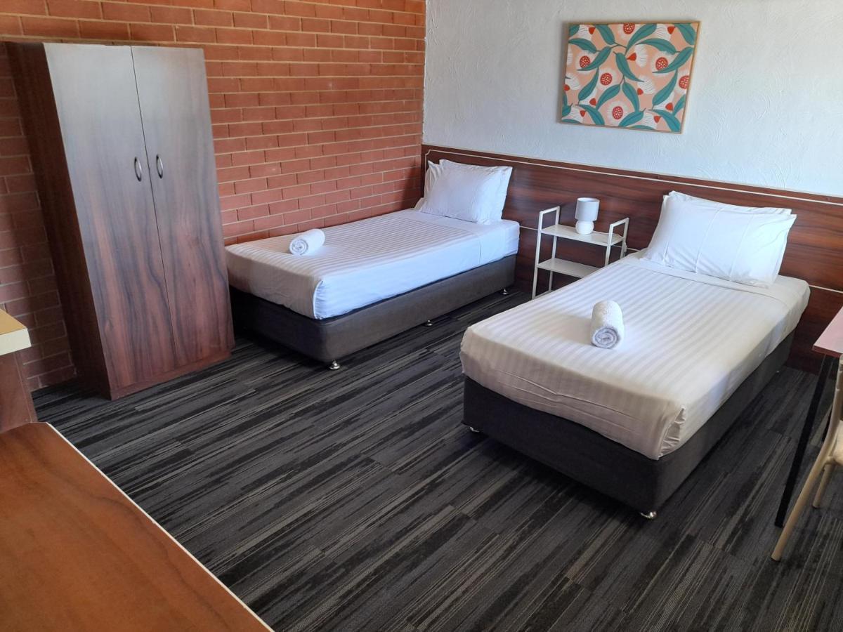 Junction Motel Wagga วักกาวักกา ภายนอก รูปภาพ