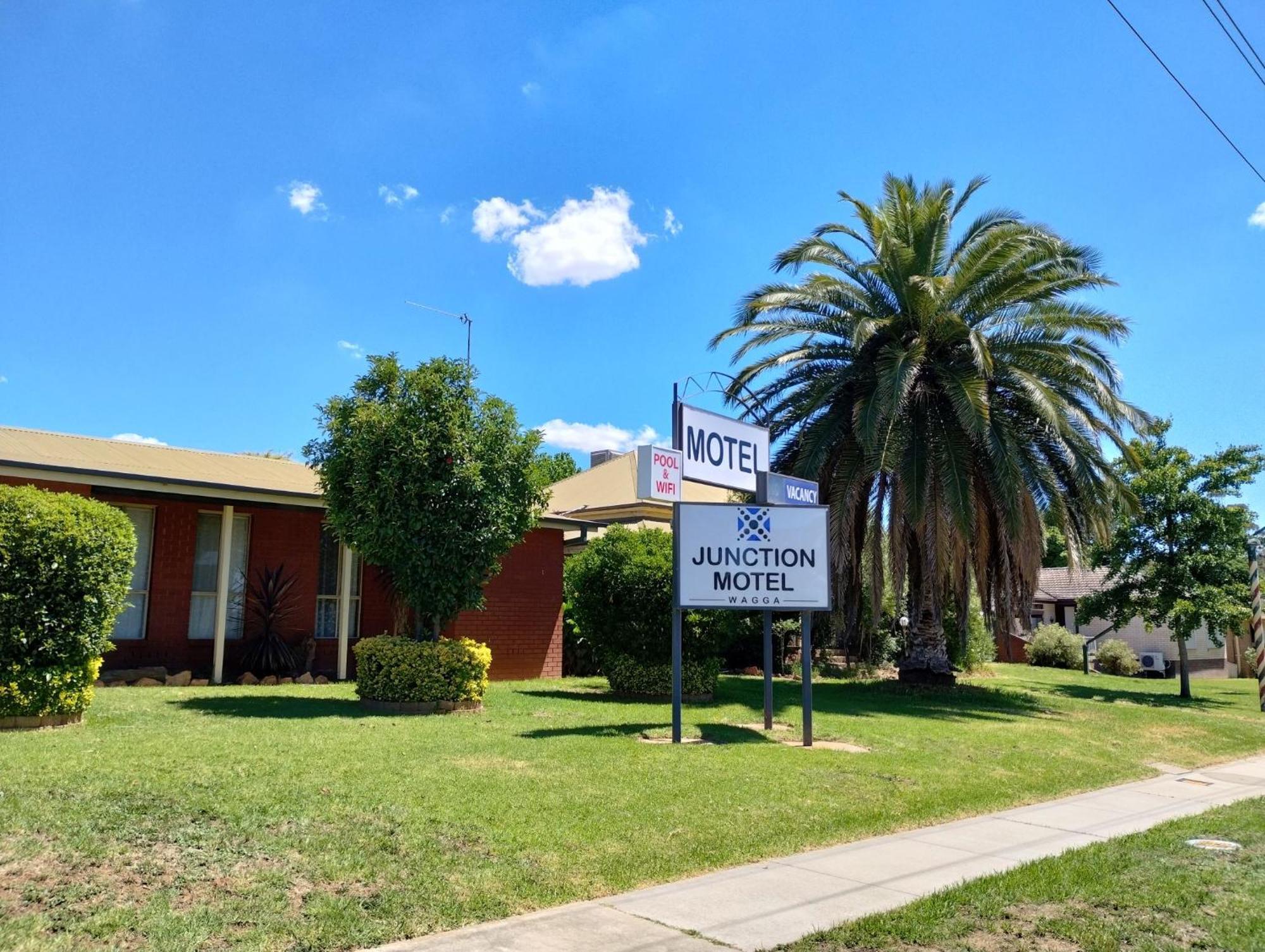 Junction Motel Wagga วักกาวักกา ภายนอก รูปภาพ