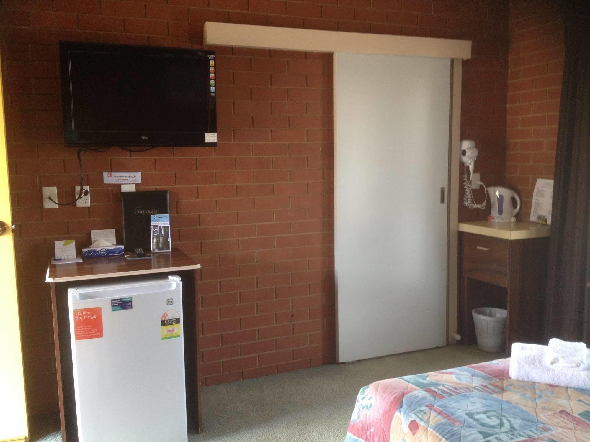 Junction Motel Wagga วักกาวักกา ภายนอก รูปภาพ
